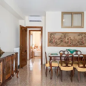 Apartament Hortis Apartment, 5 Persone, 2 Camere, Balcone, Metro C E Tram Per Il Centro, Rzym